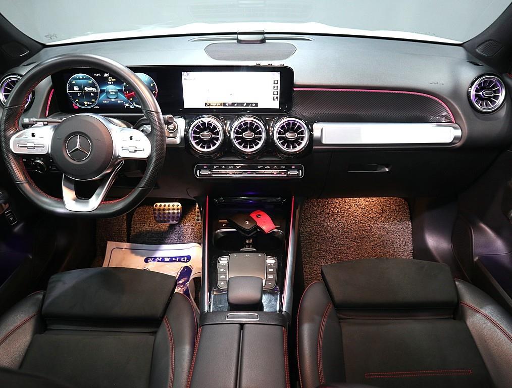 Mercedes Benz GLB Class - Vista 5