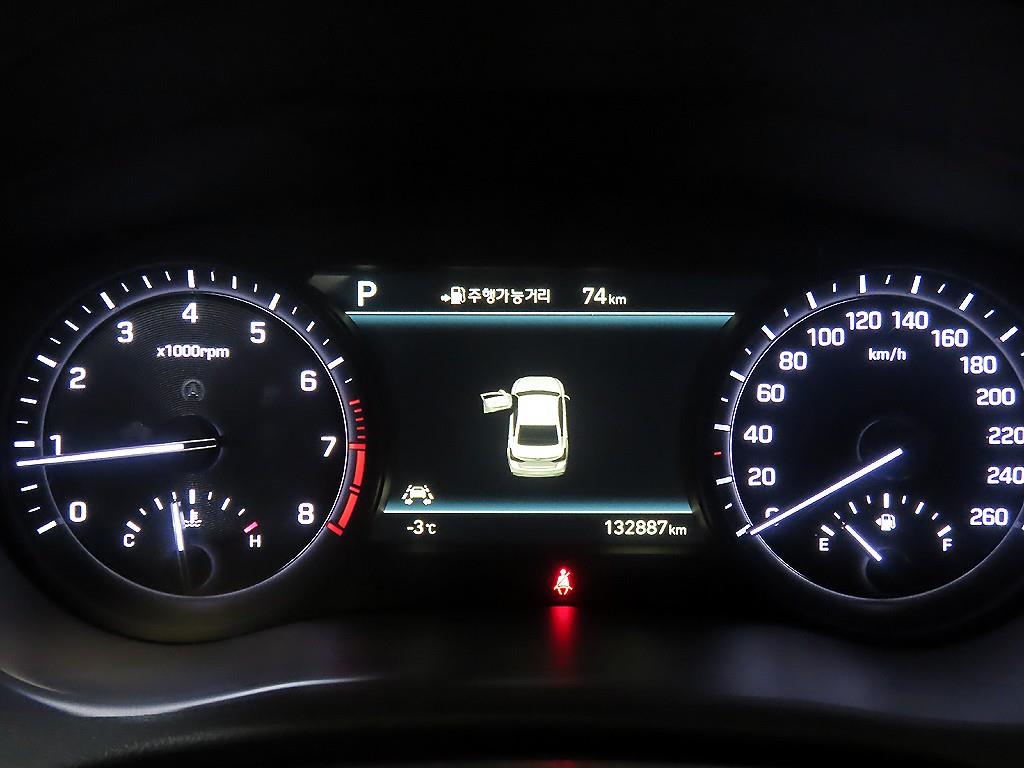 Genesis G80 - Vista 9