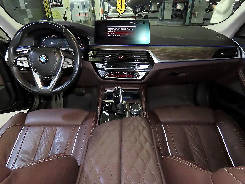 BMW 5 Series - Vista 10