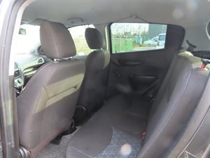 Chevrolet Spark - Vista 12