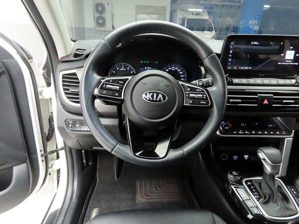 KIA Seltos - Vista 7