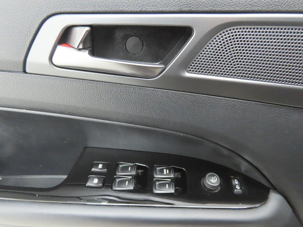 Ssangyong Rexton - Vista 9