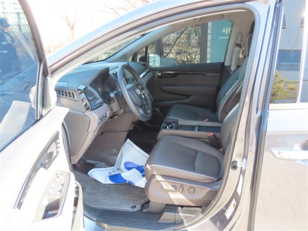 Honda Odyssey 2023 - Importación desde Corea - HF Imports Iquique - Foto 13