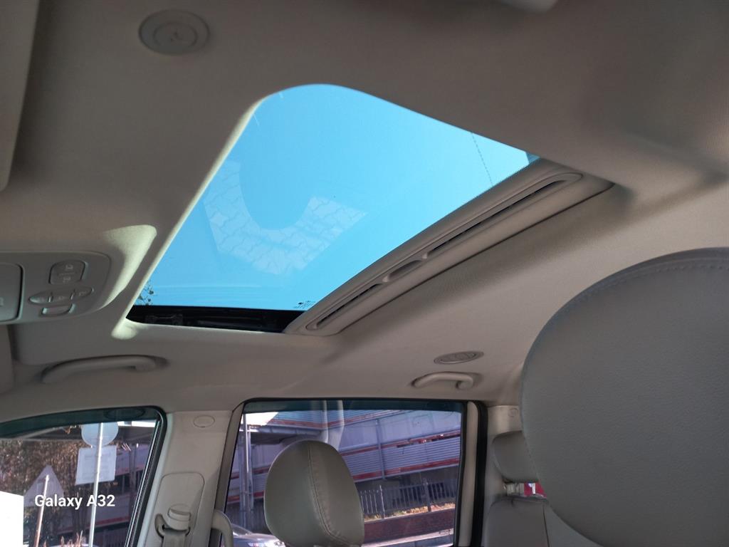 KIA Carnival 2011 Rojo - Importación desde Corea - HF Imports Iquique - Foto 14