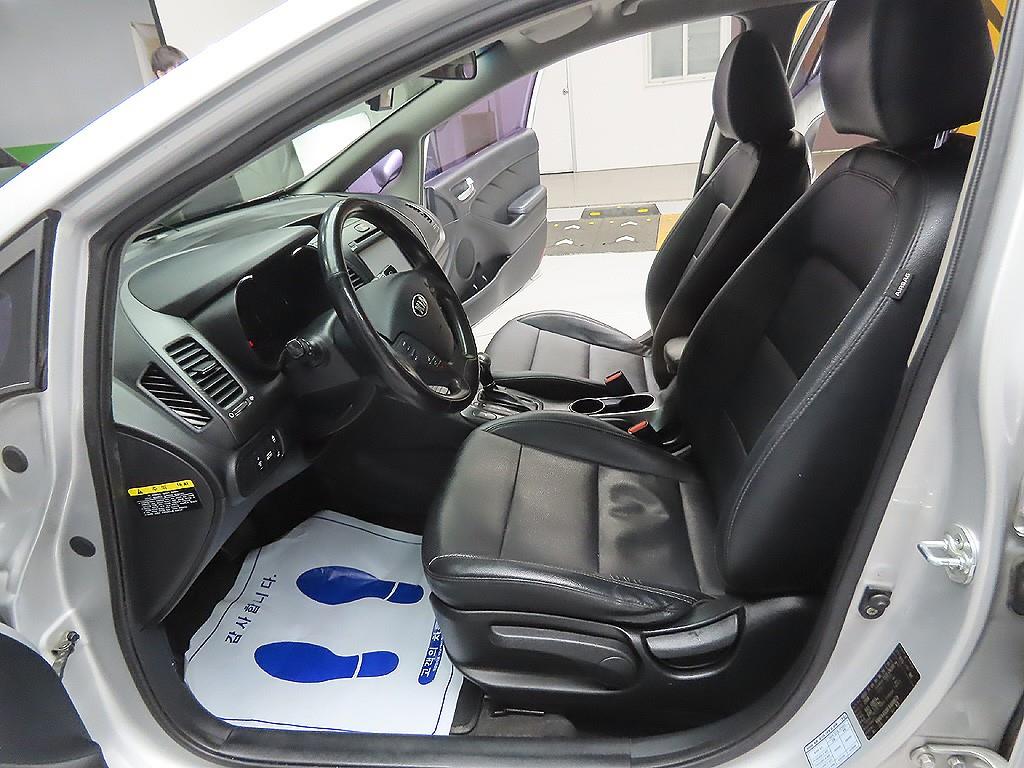 KIA K3 2015 Plateado - Importación desde Corea - HF Imports Iquique - Foto 12