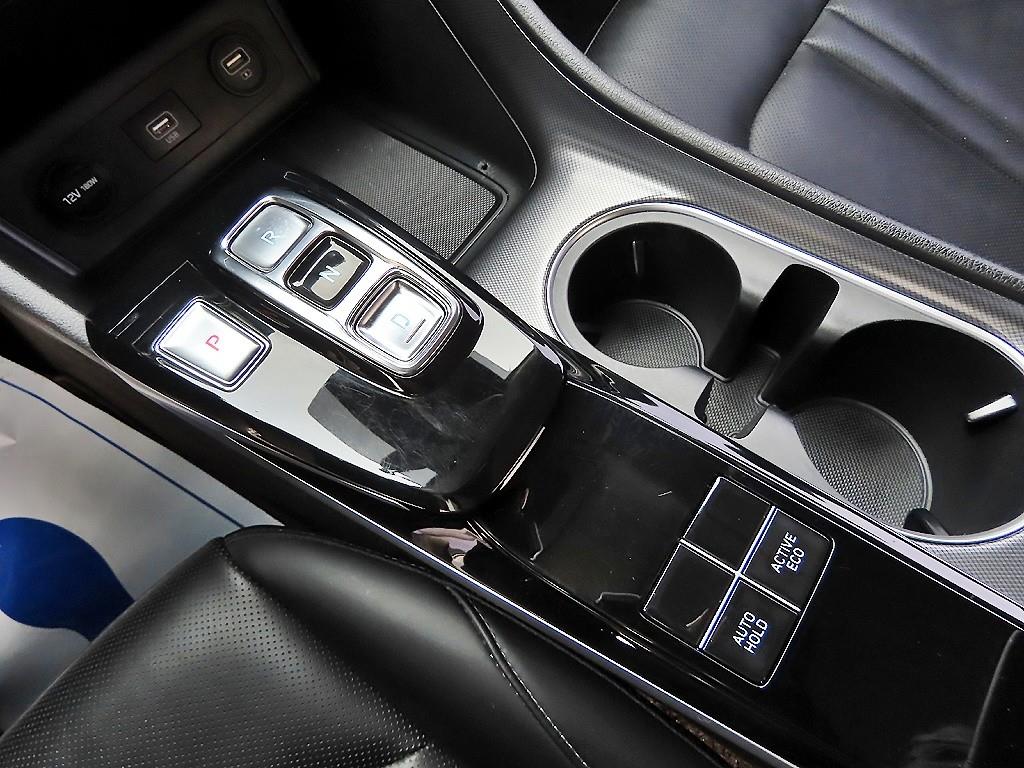 HYUNDAI Sonata - Vista 10