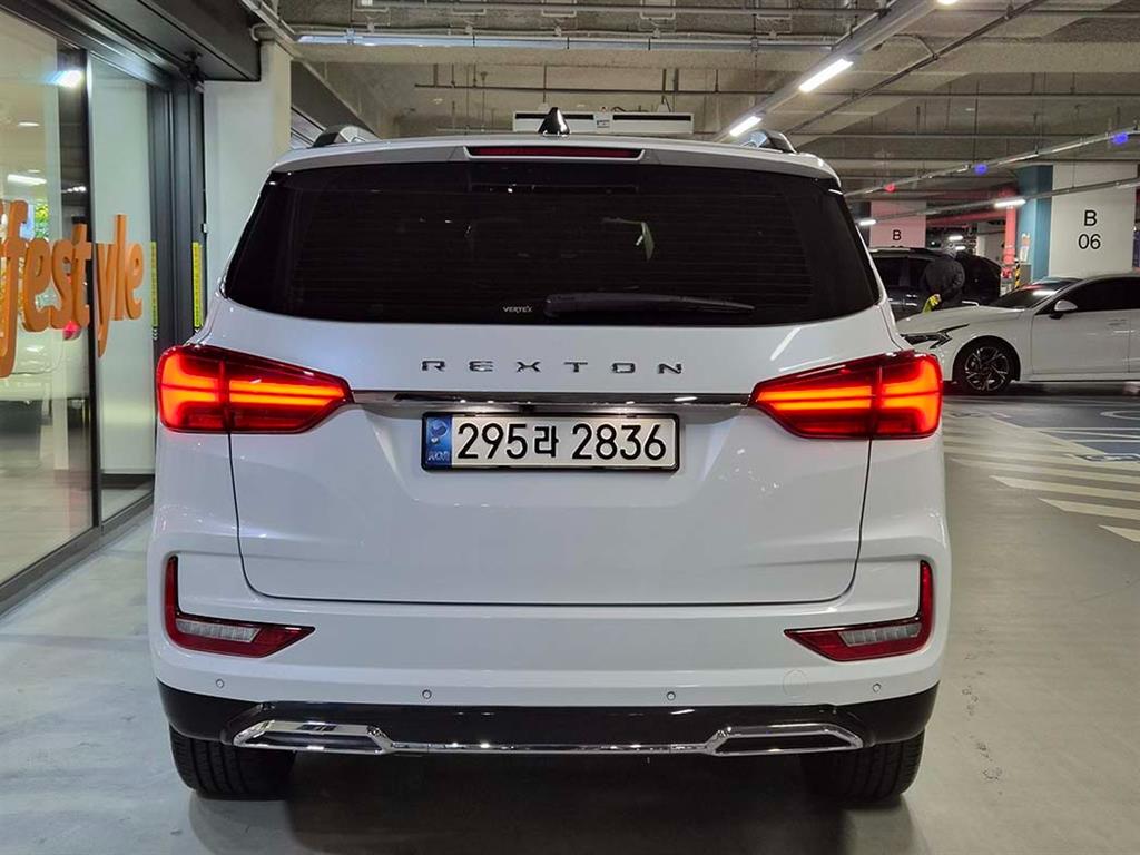 Ssangyong Rexton - Vista 5