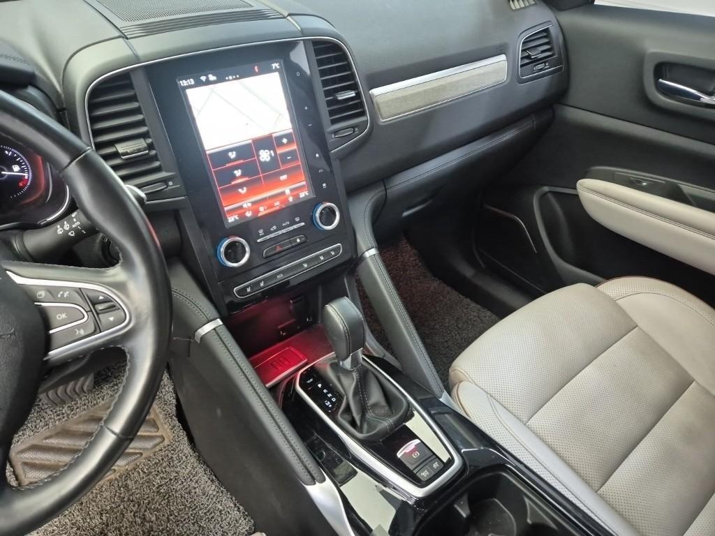 SAMSUNG QM6 - Vista 10