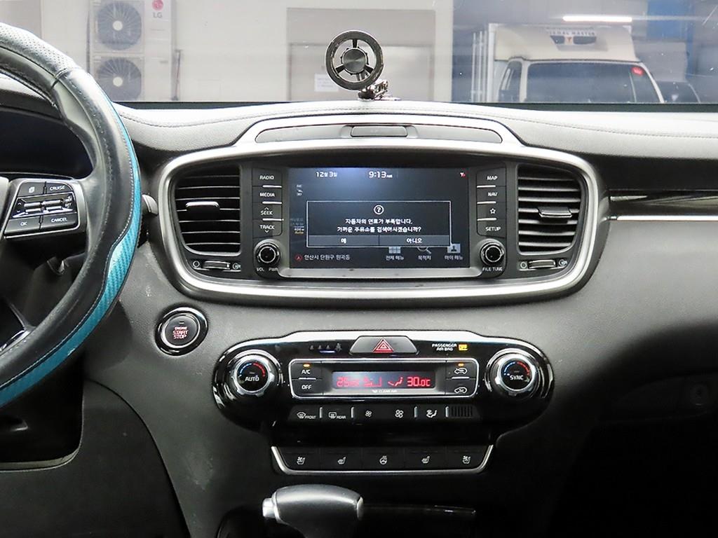 KIA Sorento - Vista 9