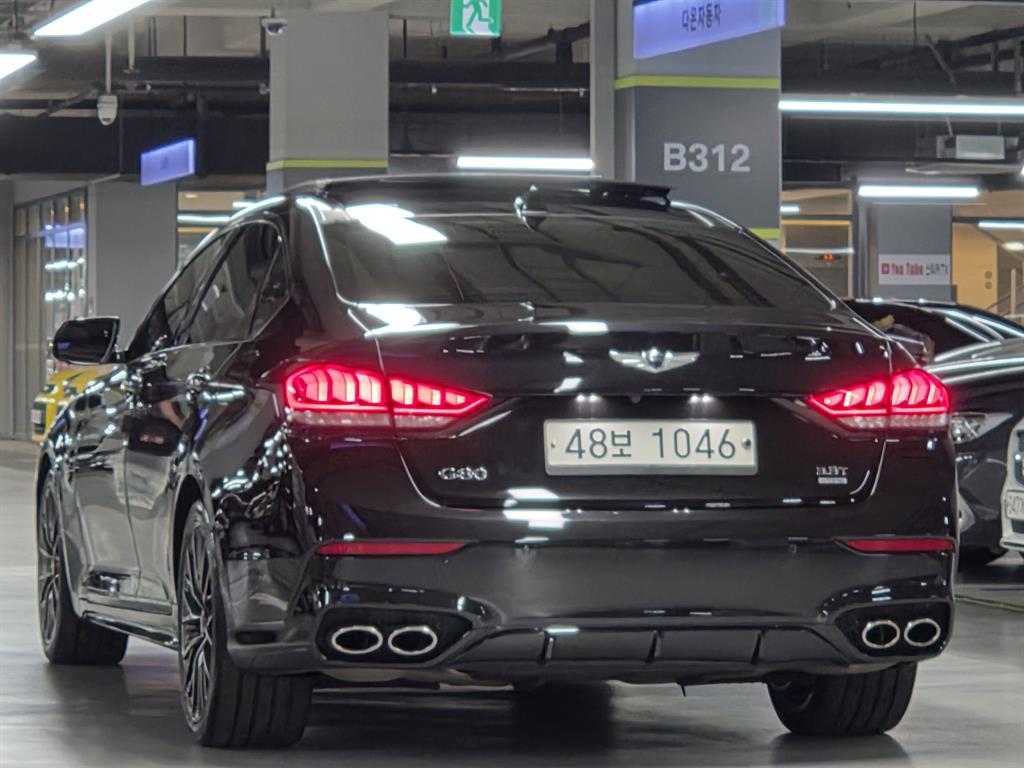 Genesis G80 - Vista 4