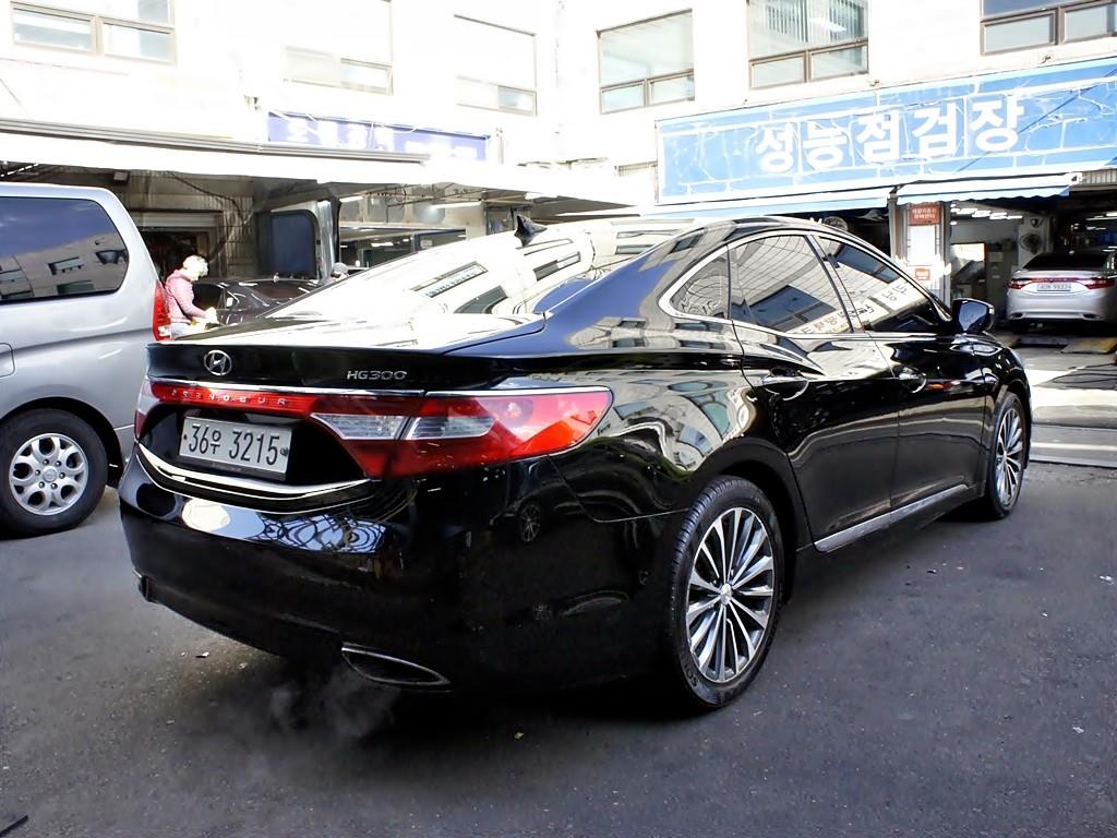 HYUNDAI Grandeur - Vista 7