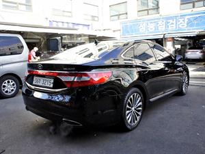 HYUNDAI Grandeur - Vista 8