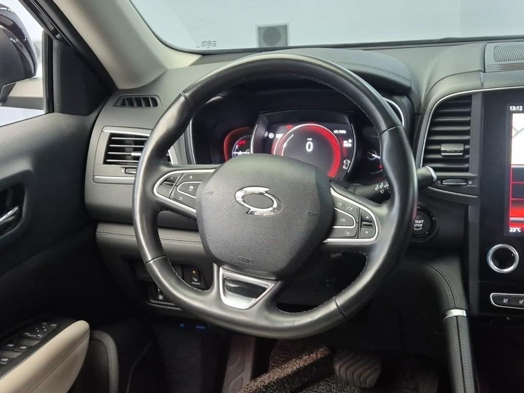 SAMSUNG QM6 - Vista 9