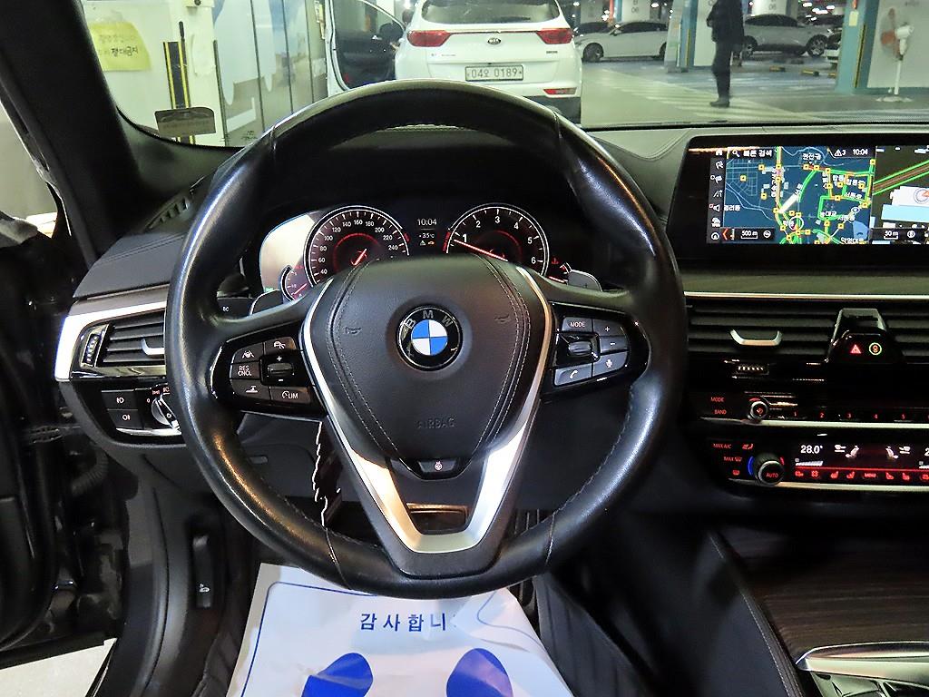 BMW 5 Series - Vista 8