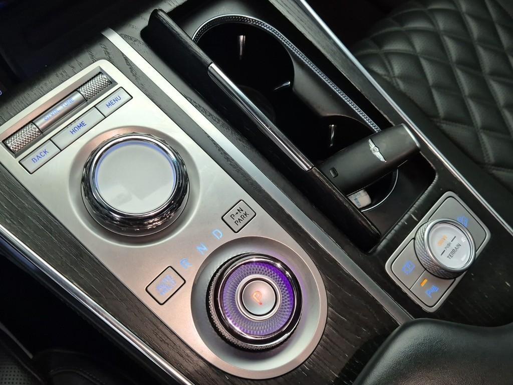 Genesis GV80 - Vista 8