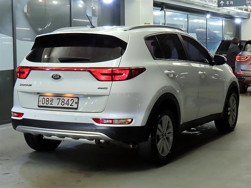 KIA Sportage - Vista 4