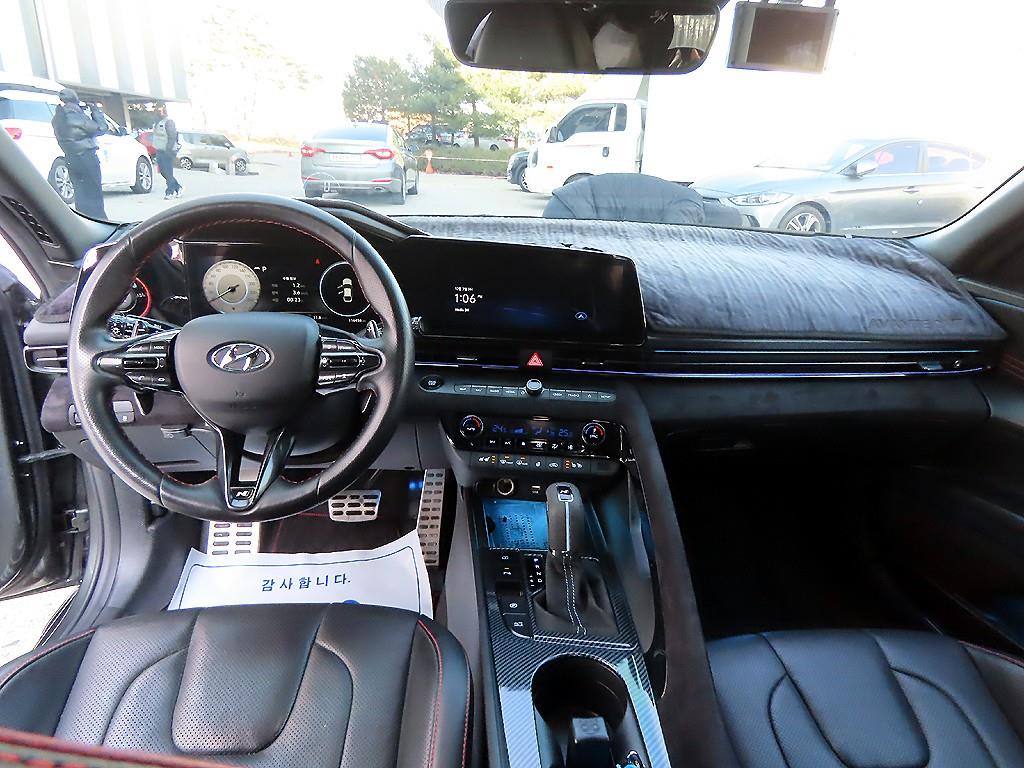 HYUNDAI Avante - Vista 7