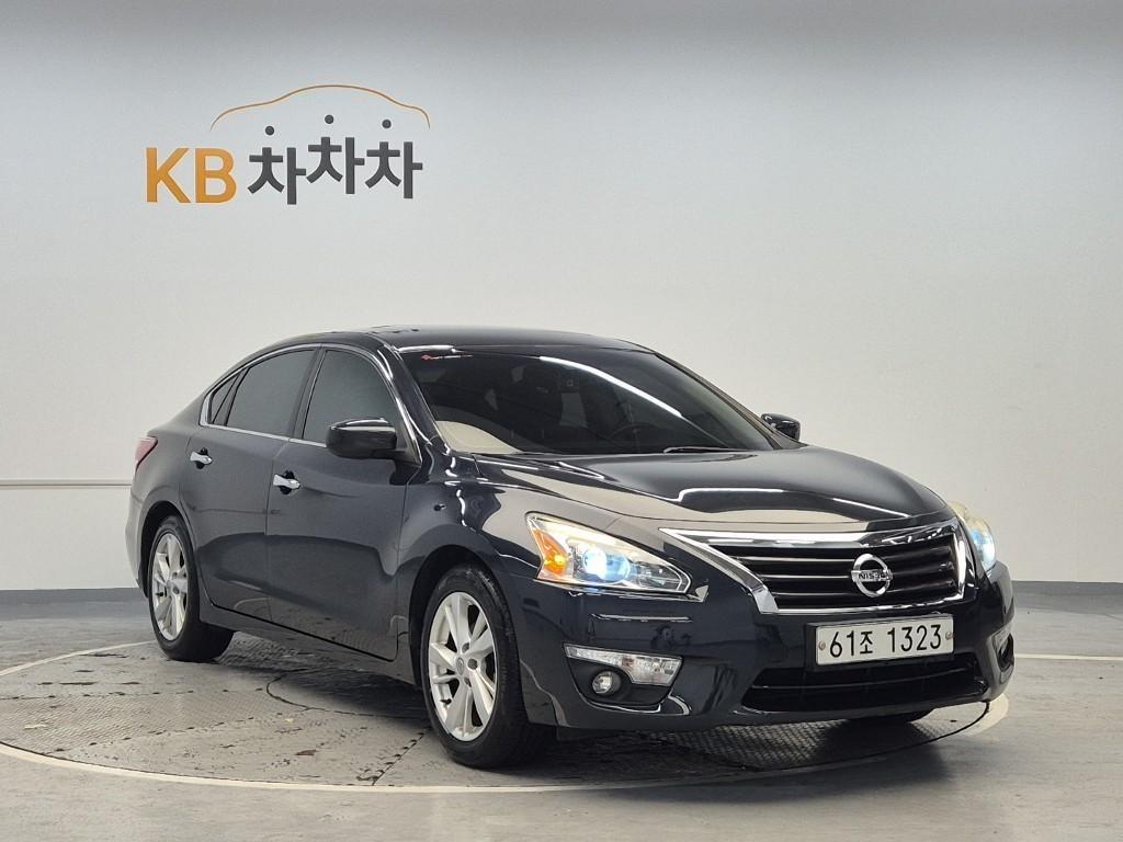 Nissan Altima - Vista 4