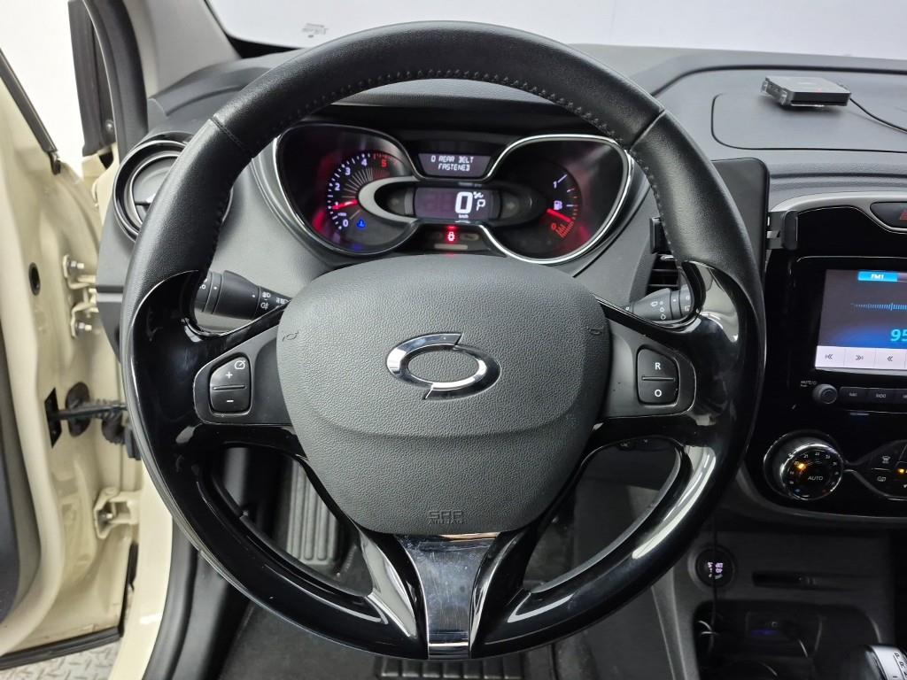 SAMSUNG QM3 - Vista 9