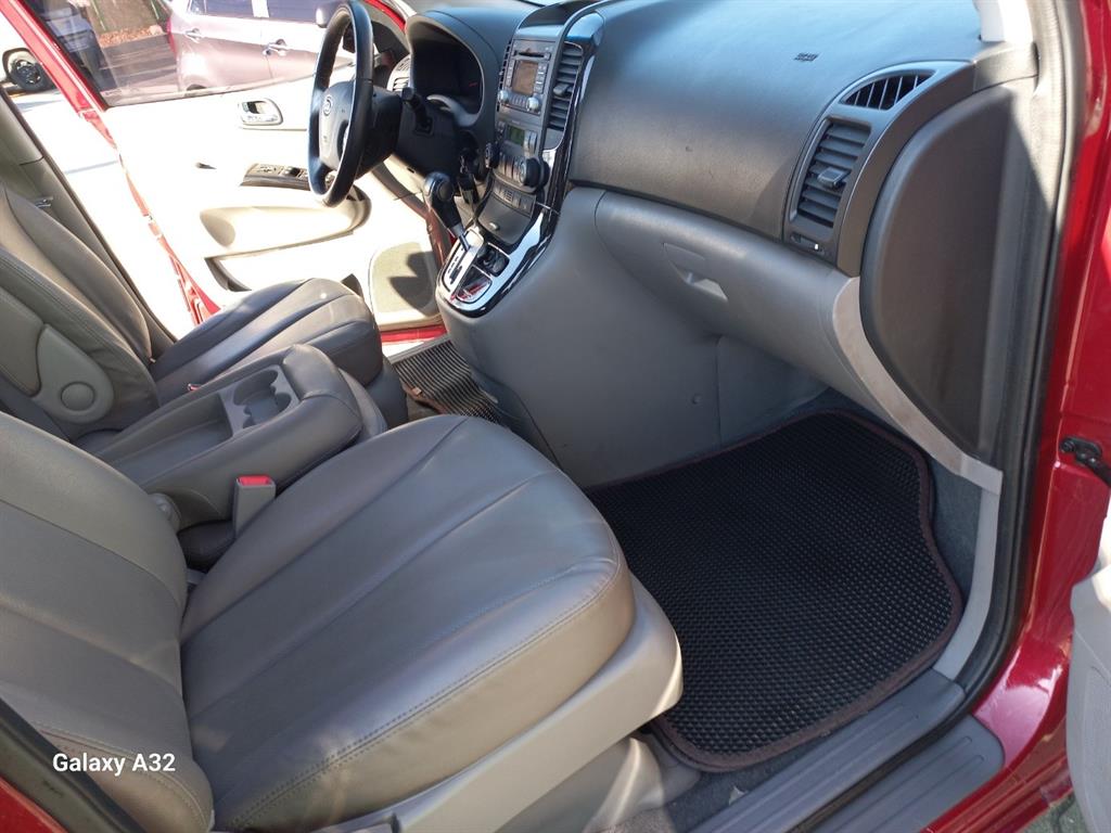 KIA Carnival 2011 Rojo - Importación desde Corea - HF Imports Iquique - Foto 16