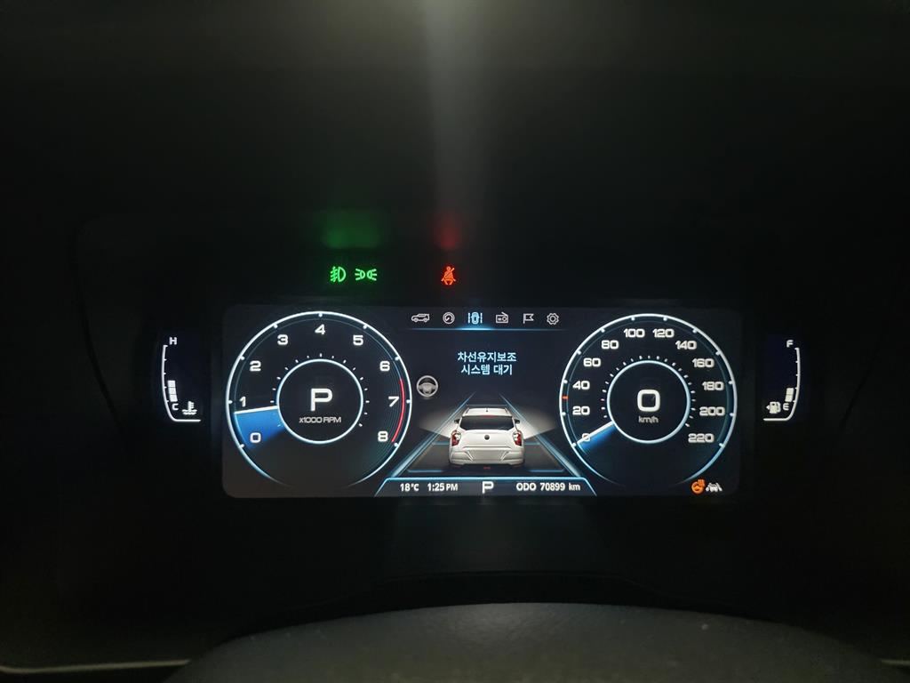 Ssangyong Tivoli 2021 Negro - Importación desde Corea - HF Imports Iquique - Foto 14