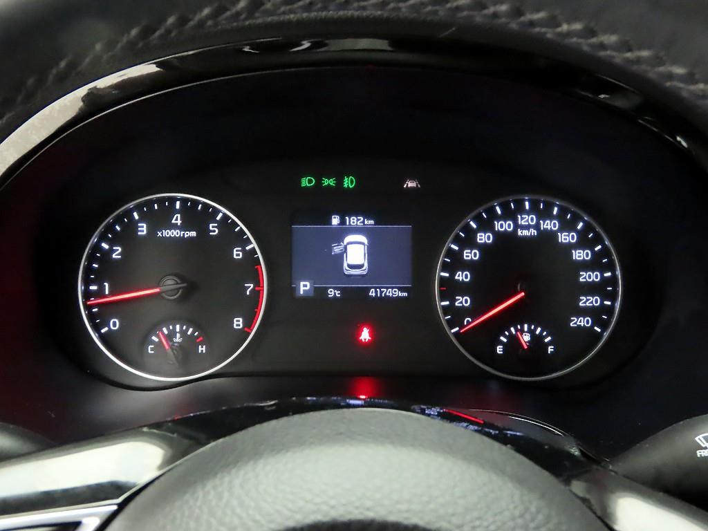 KIA Seltos - Vista 6