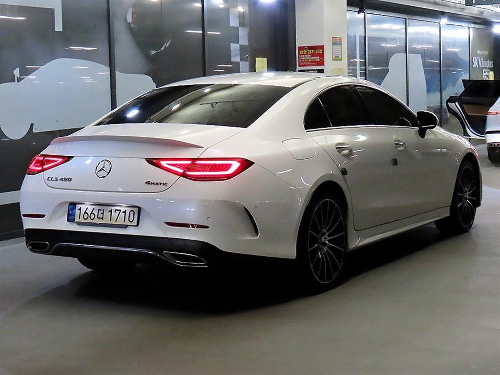 Mercedes Benz CLS Class - Vista 4