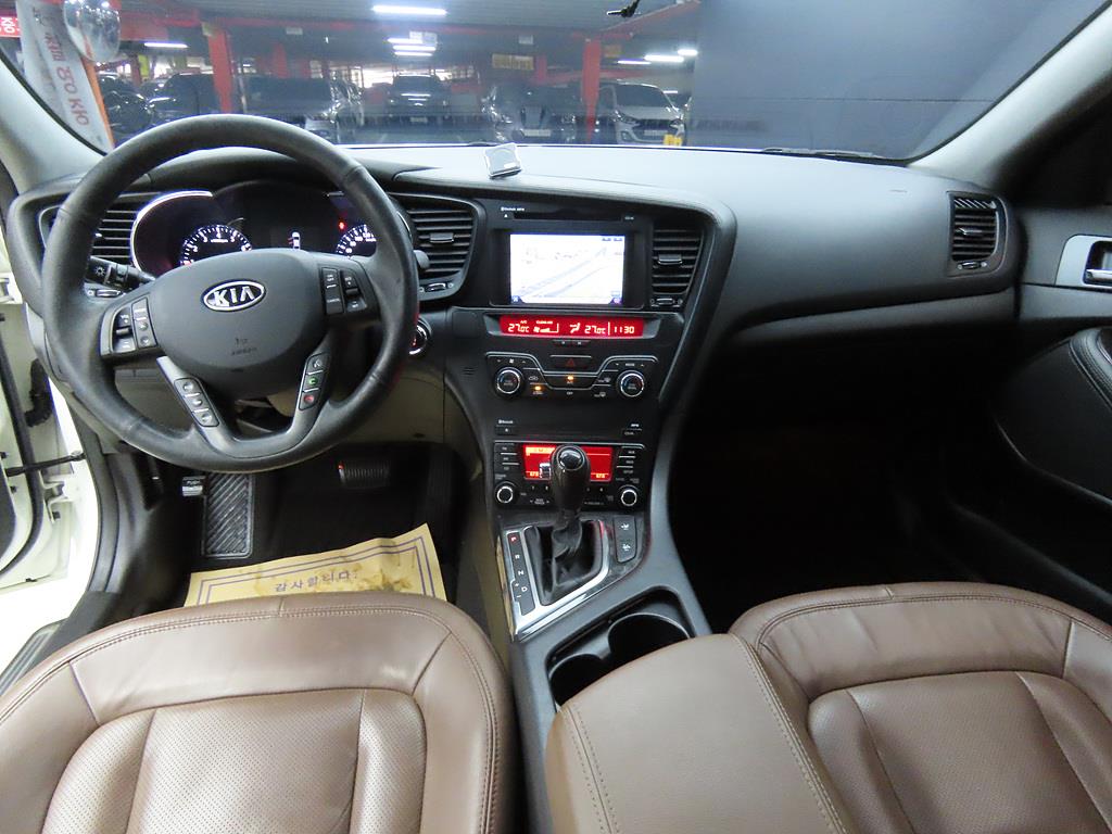 KIA K5 - Vista 7