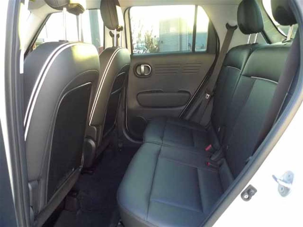 HYUNDAI Casper - Vista 10