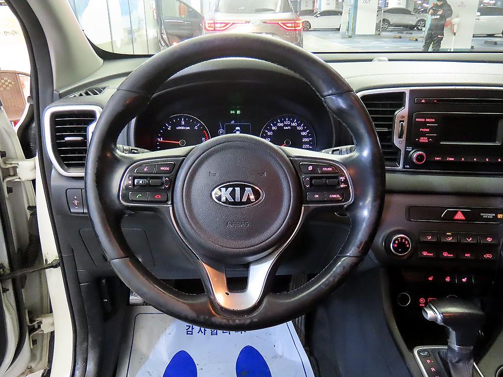 KIA Sportage - Vista 8