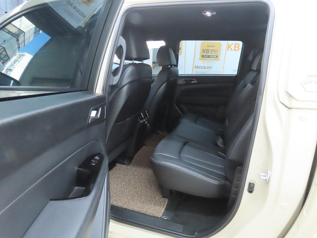 Ssangyong Rexton - Vista 6