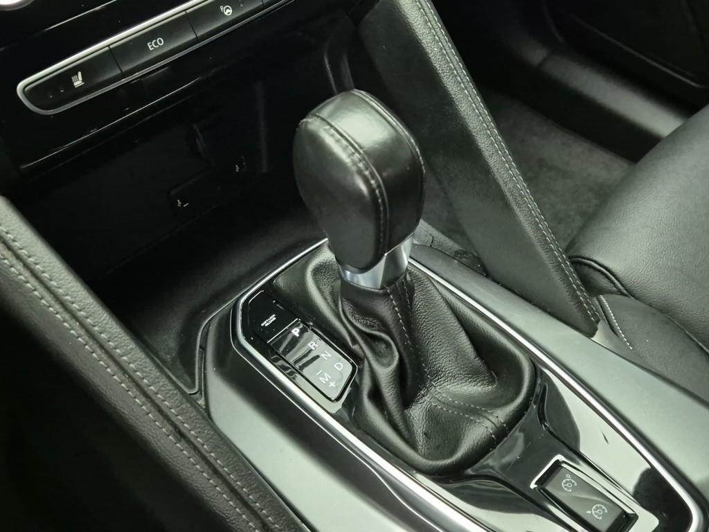 SAMSUNG QM6 - Vista 8