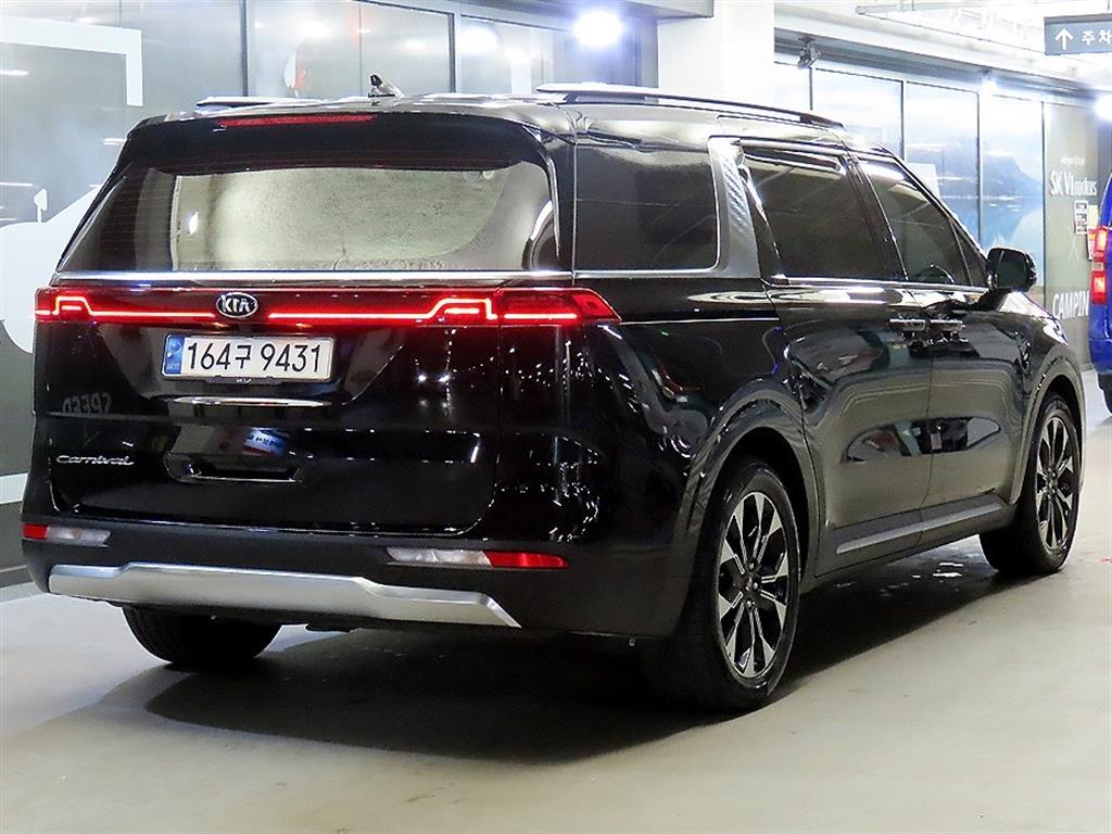 KIA Carnival - Vista 4