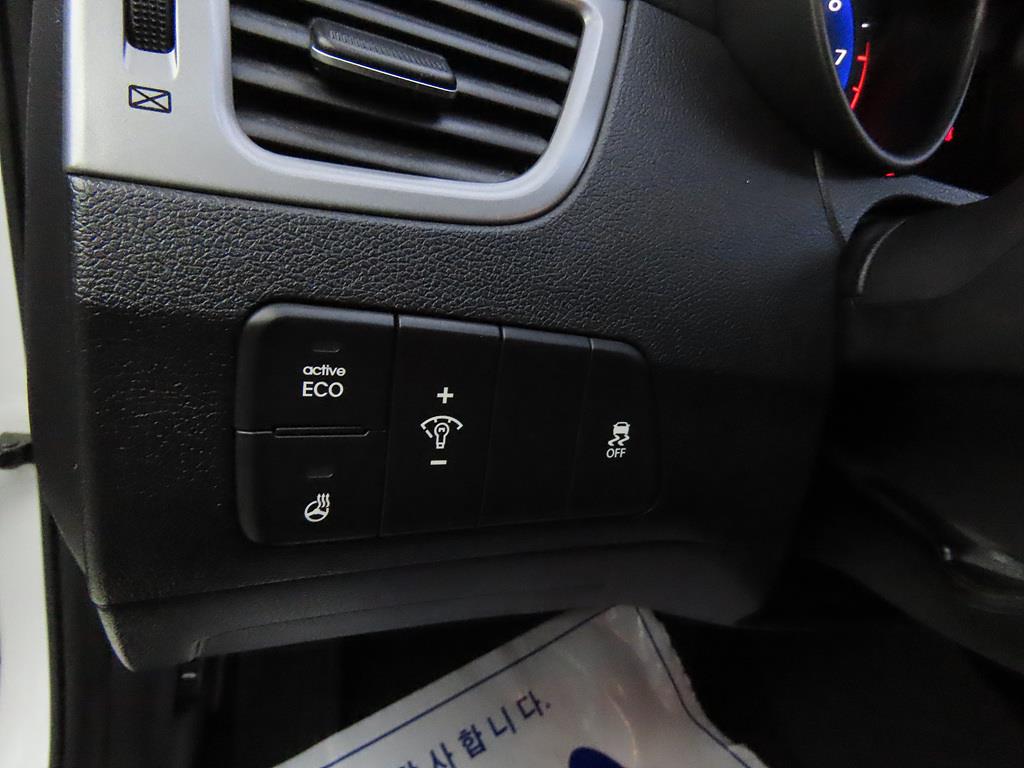 HYUNDAI Avante 2015 Blanco - Importación desde Corea - HF Imports Iquique - Foto 16