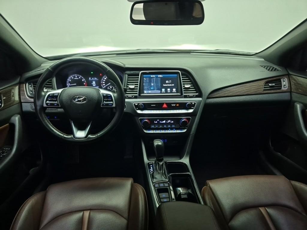 HYUNDAI Sonata - Vista 7