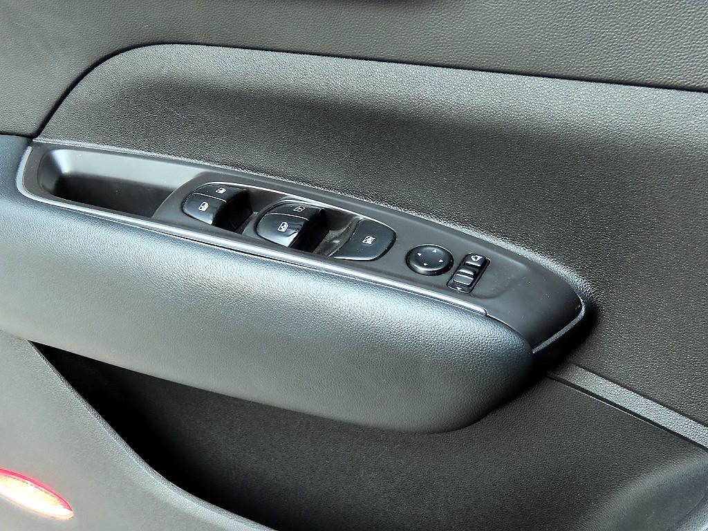 SAMSUNG QM6 - Vista 11