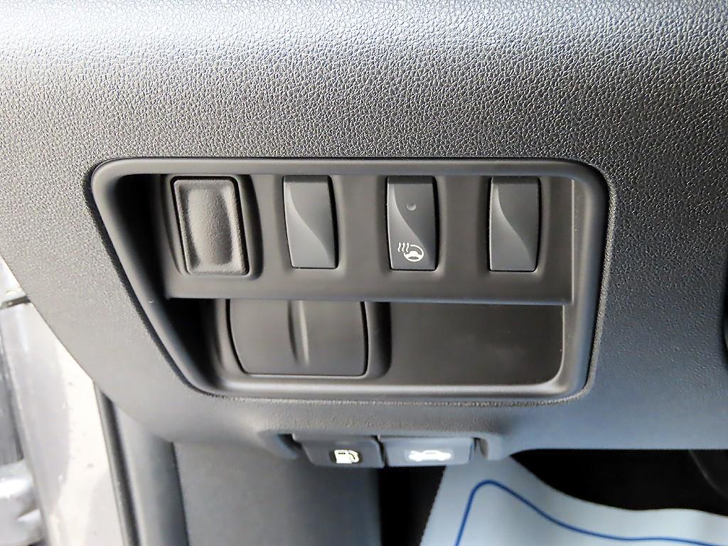 SAMSUNG QM6 - Vista 12