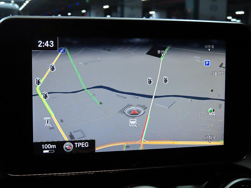 Mercedes Benz C Class 2016 Plateado - Importación desde Corea - HF Imports Iquique - Foto 15