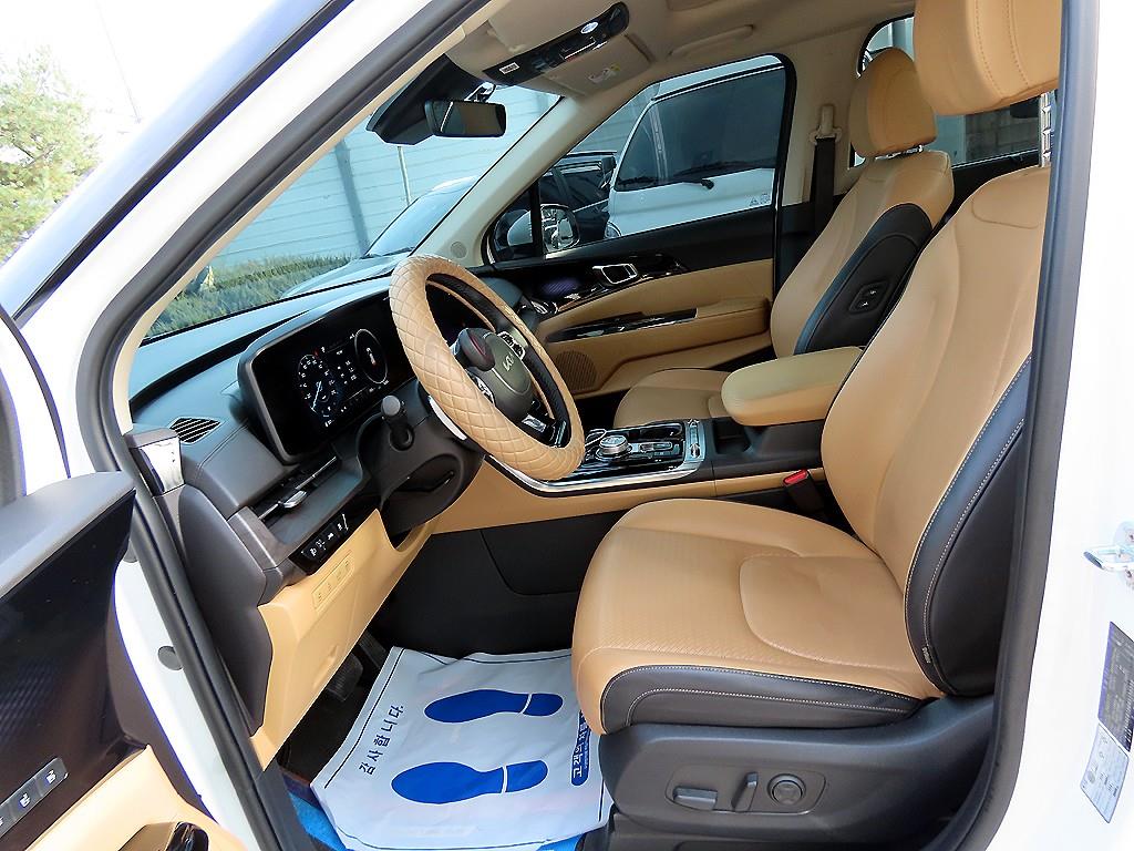 KIA Carnival - Vista 5