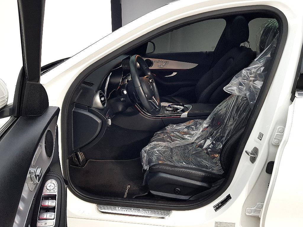 Mercedes Benz C Class - Vista 8