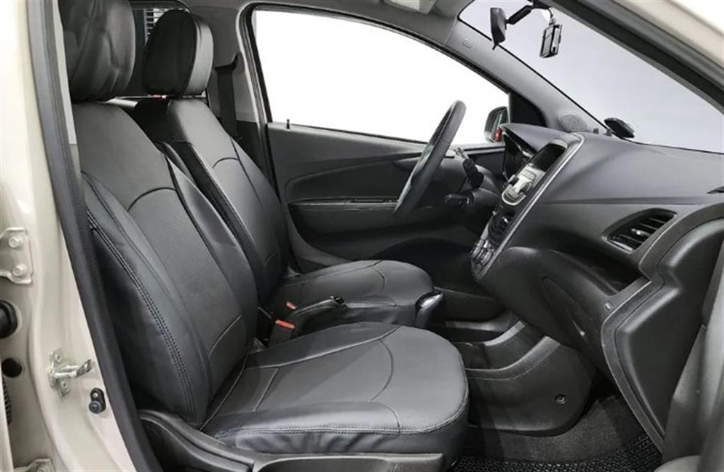 Chevrolet Spark - Vista 8