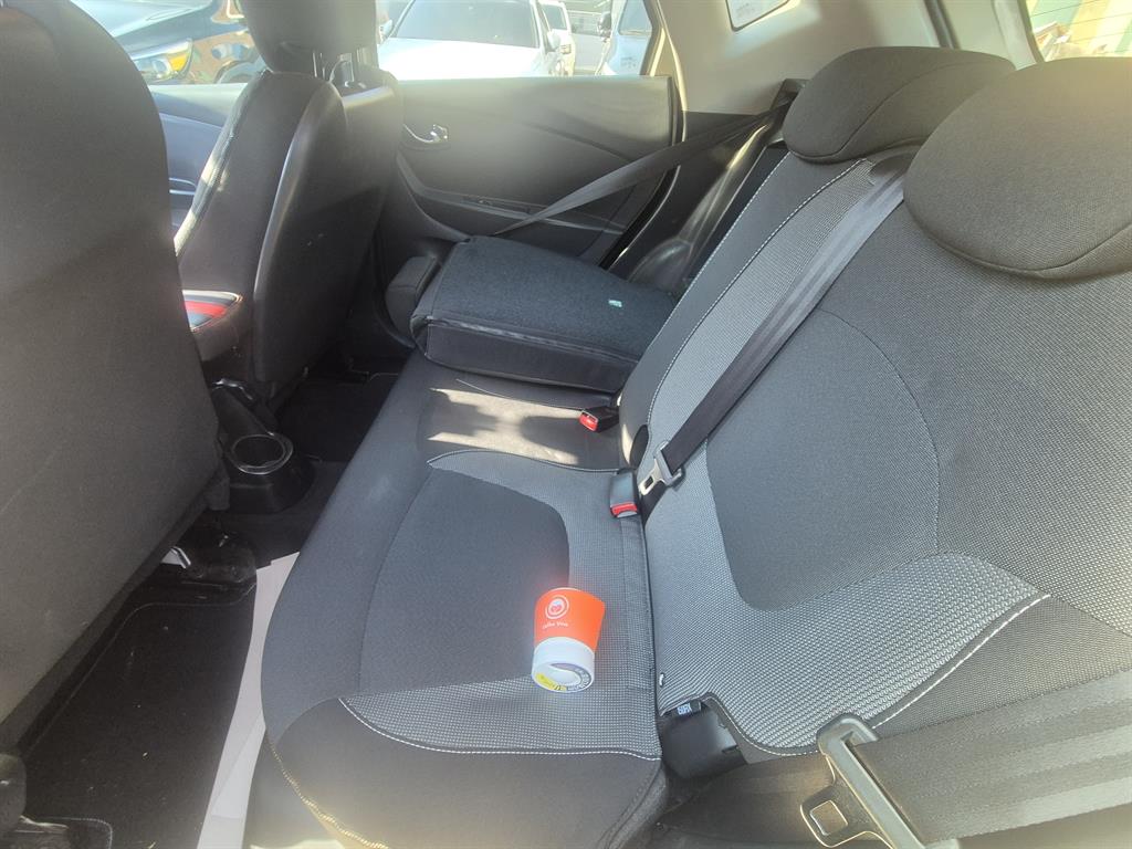 SAMSUNG QM3 - Vista 9