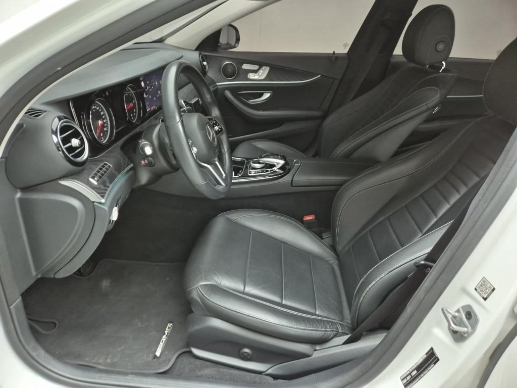 Mercedes Benz E class - Vista 11