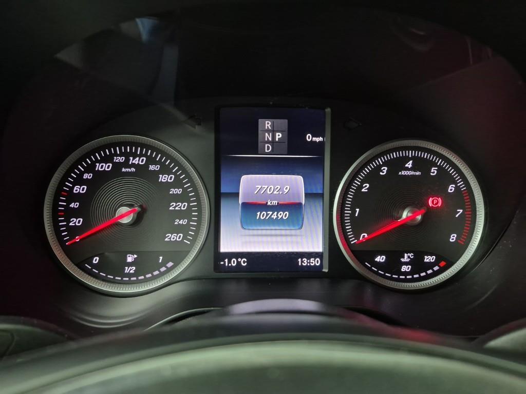 Mercedes Benz GLC Class - Vista 7