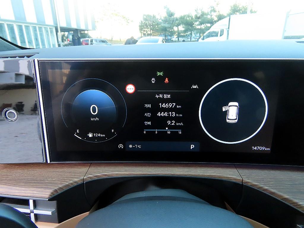 HYUNDAI Santa Fe - Vista 9