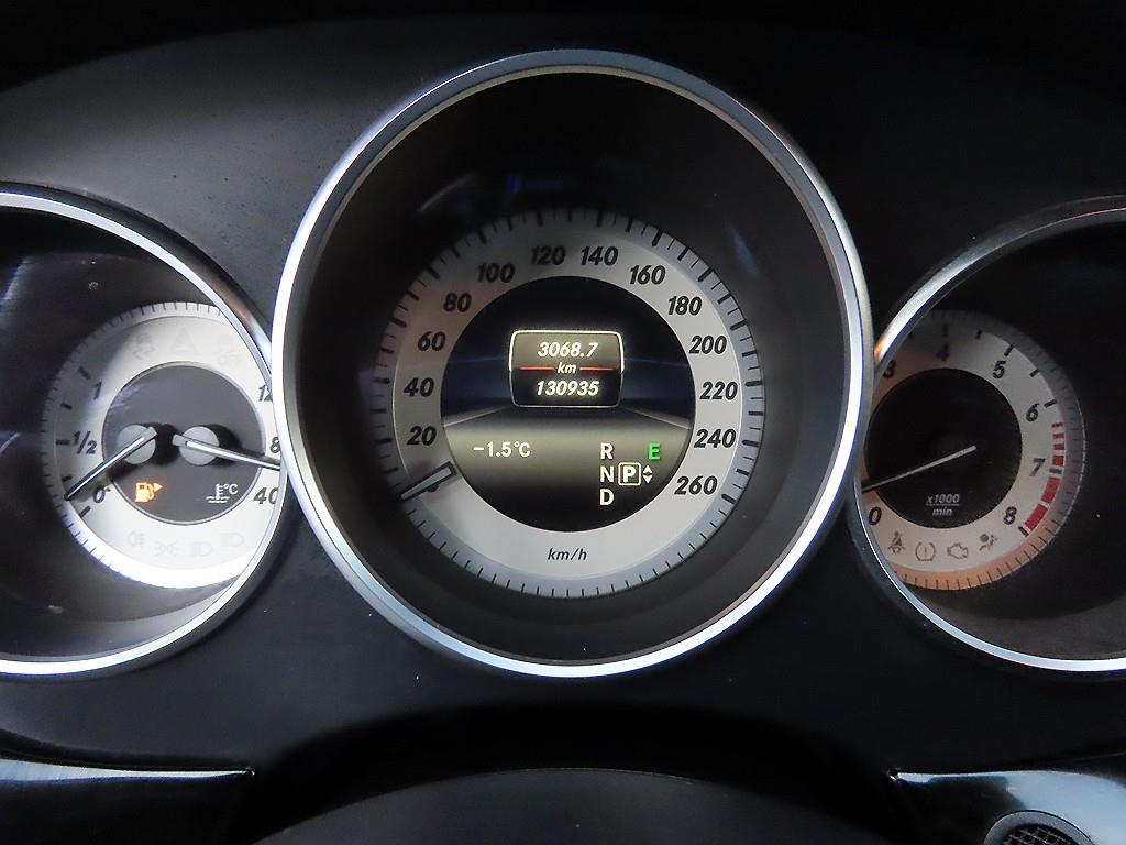 Mercedes Benz CLS Class - Vista 9