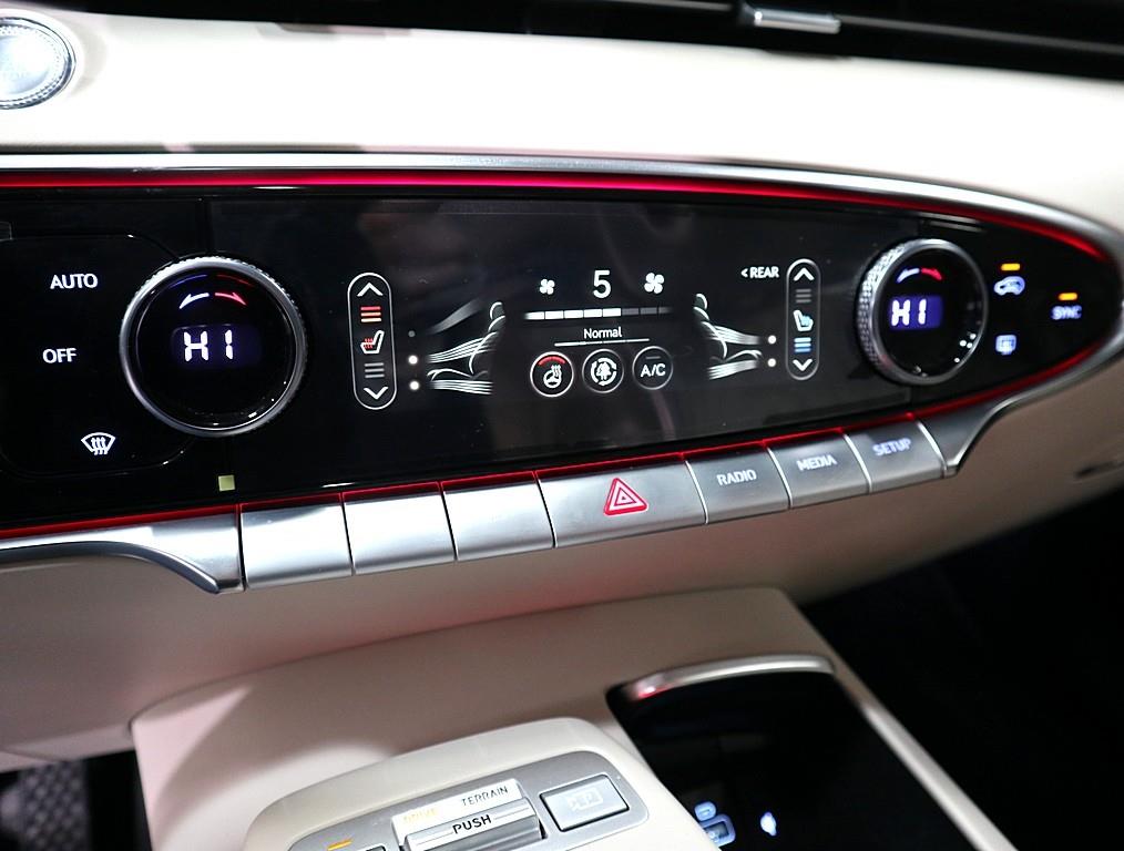 Genesis GV70 2023 Azul - Importación desde Corea - HF Imports Iquique - Foto 13