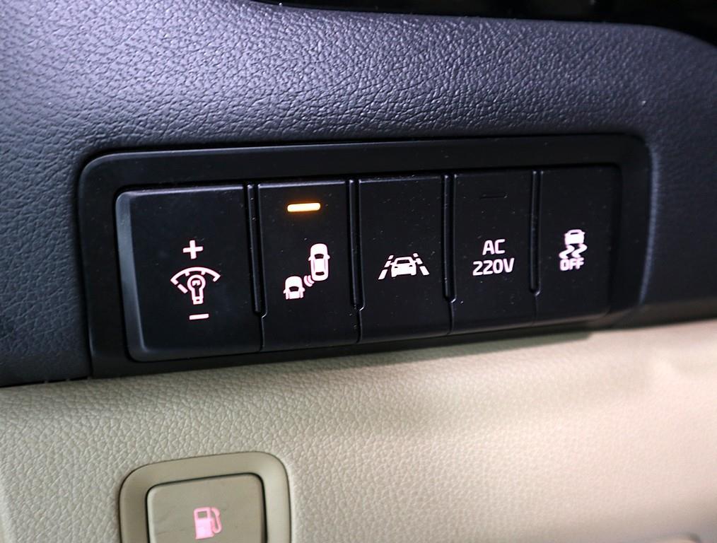 KIA Carnival 2018 Negro - Importación desde Corea - HF Imports Iquique - Foto 13