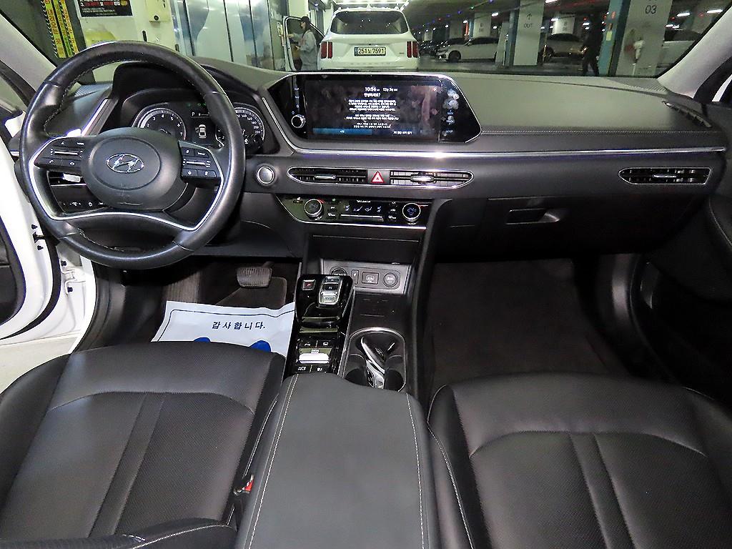 HYUNDAI Sonata - Vista 10