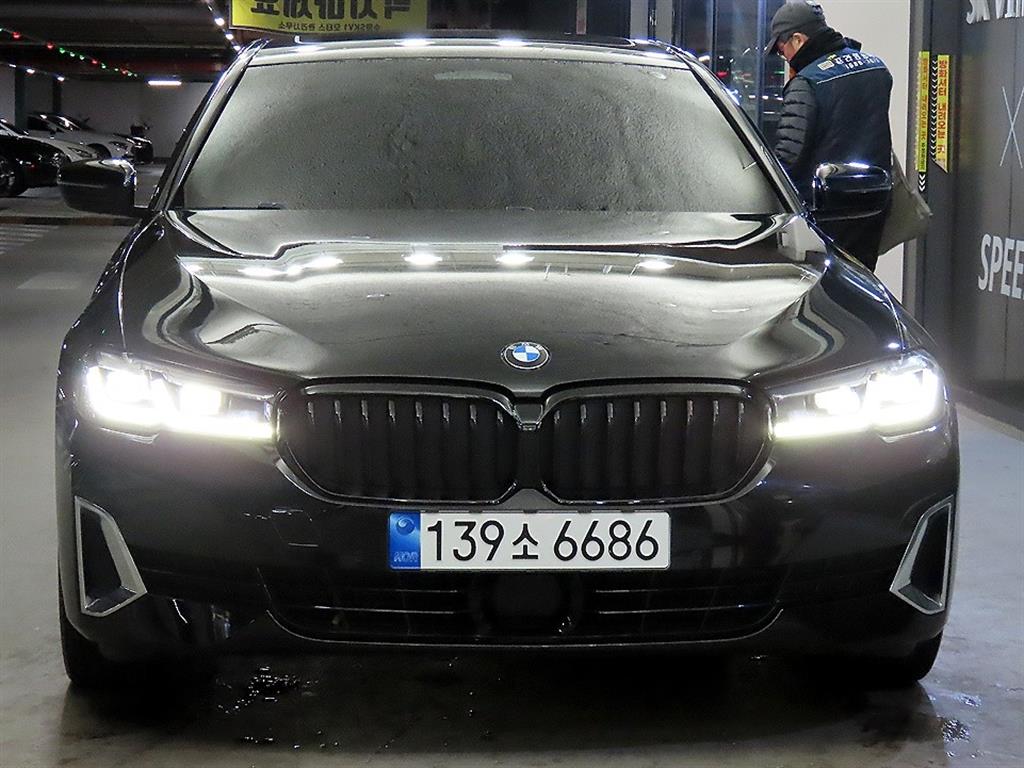 BMW 5 Series - Vista 2